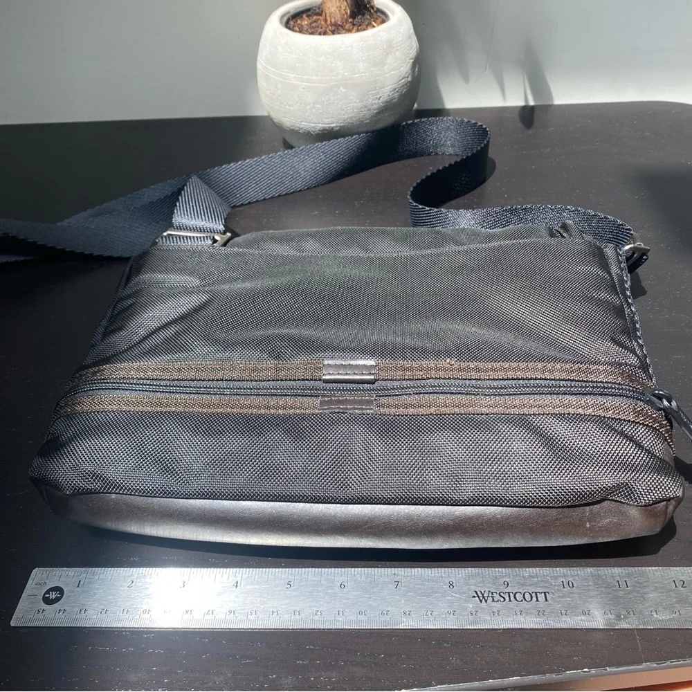 Tumi Glenview Expandable Crossbody Black and Dark Brown Messenger Bag